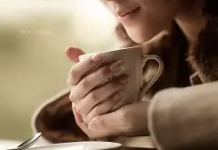 女性过量饮福彩3d字谜图迷总汇九
茶 可导致缺铁性贫血？