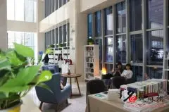 苏州科技城医院设图书馆 清新优雅如同bob手机版网页体育西点咖啡馆