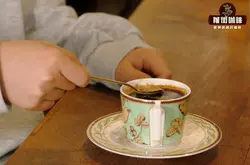 美式咖啡有酸味是坏了吗？精品黑咖啡为什么有酸味正常吗？