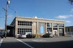 蓝瓶子奥克兰全球首家咖啡烘焙工厂即将关闭！传奇蓝瓶子标志性门店将消失