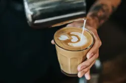 制作piccolo短笛拿铁有什么技巧做法 短笛咖啡的比例是多少浓缩咖啡与牛奶