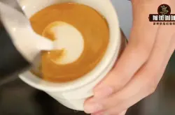 如何用牛奶制作完美咖啡拉花 初学入门咖啡心形拉花技巧 拿铁咖啡拉花用什么奶比较好
