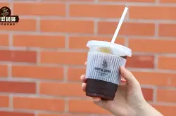 为什么这么多人喜欢喝冰美式咖啡？热美式与冰美式功效一样吗？