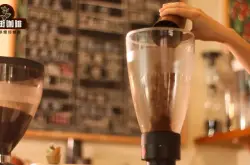 咖啡粉二次研磨会给磨豆机带来什么影响？电动磨豆机和手摇的区别是什么？
