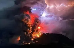 最高警戒级别！印度尼西亚多座火山喷发