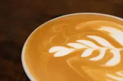 如何正确的融合拉花？拿铁咖啡的拉花需要注意什么细节？意式咖啡的作图时有哪些要点？