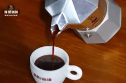 使用摩卡壶制作浓缩咖啡流程 摩卡壶煮咖啡的使用方法步骤技巧