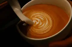 意式咖啡的教程：详解拉花轮Vol.1-奶泡对咖啡拉花的7个影响