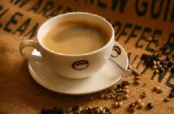 美式咖啡是什么意思 如何制作美式咖啡 美式咖啡与意式咖啡的区别