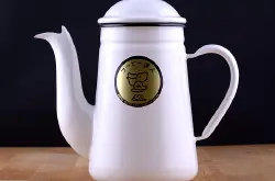 日本卡利塔kalita咖啡品牌：鹤嘴达人壶 珐琅瓷咖啡手冲壶操作