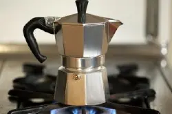 不同冲煮方式带来不同的咖啡味道 虹吸壶、滴滤壶、摩卡壶的区别