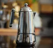 厨房里的咖啡店 摩卡壶使用方法