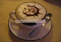 花式咖啡常识 摩卡咖啡和拿铁咖啡的区别
