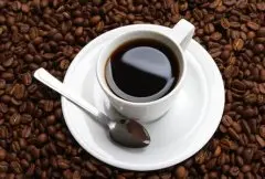 咖啡豆的初加工之取豆 日晒处理法