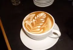 花式咖啡基础常识 玛琪雅朵咖啡的制作方法