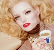 Lavazza日历海报 咖啡与美女的惊艳混搭