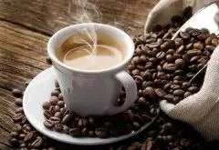 白咖啡是因为颜色白而得名的吗 咖啡常识