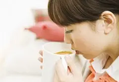 上班族早上喝咖啡更易致疲劳?
