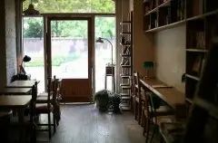 将图书馆与咖啡馆融合为一体 咖啡馆经营