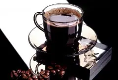 一杯咖啡中含多少咖啡因？ 含量红茶多吗？