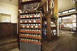 日本老房改造 咖啡风情的62平小窝