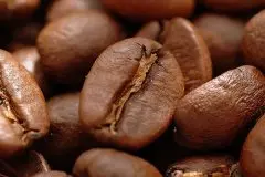 如何判断咖啡豆的新鮮度？ 闻、看、剥