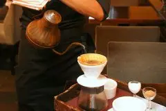 手冲咖啡历史起源故事 手冲咖啡正确冲法与喝法的介绍