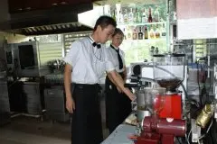 咖啡师职业标准 咖啡师的专业技能 高级咖啡师 咖啡行业 咖啡师素