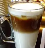黑白冰咖啡制作方法 黑白冰咖啡如何制作？ 黑白冰咖啡的制作秘诀
