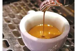 如何用意式咖啡机如何制作意式浓缩咖啡espresso意式咖啡的风味