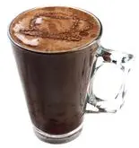 具有鲜煮咖啡的味道和香气的包含速溶冻干咖啡和普通烘焙细磨咖啡