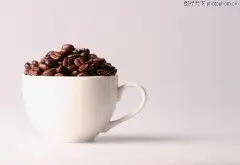 澳式白咖啡Flat White打细腻奶泡温度温和意式拼配咖啡豆