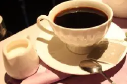 关于咖啡知识礼仪介绍--喝咖啡是加糖好还是不加糖的好