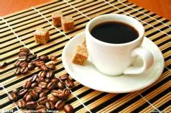 一颗咖啡树一年能够收获多少咖啡-中国哪可以种植咖啡树