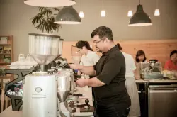 咖啡人故事 | 想像中的完型台北人——咖啡职人陈志煌
