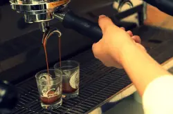 BARISTA 专业冲煮技术——Espresso制作步骤中的小细节