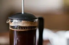 像泡茶一样泡咖啡的法式滤压壶：滤压壶咖啡必备器具及咖啡煮法