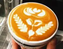 玫瑰图案咖啡拉花视频教程 咖啡拉花视频初学者最想学的一个图案