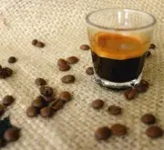 illy咖啡官网_illy咖啡粉怎么喝 Espressamente illy咖啡好喝吗？