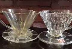 V60和KONO滤杯都属于锥形滤杯，他们之间又有着什么差别？