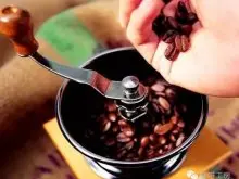 摩卡壶是什么？摩卡咖啡豆？咖啡摩卡豆一样吗？