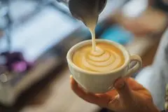百胜中国2018年财报：肯德基咖啡和甜品帮忙 CoffiiJoy布局多门店