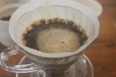 手冲咖啡滤杯选择与应用_初学者手冲咖啡滤杯哪个好用？