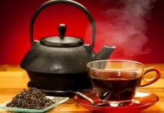 如何看红茶好不好？怎么选择红茶的好坏鉴别红茶的优劣方法详解
