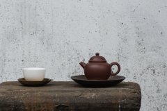 红茶该用什么茶壶冲泡比较好？宜兴紫砂壶工艺师名单大全查询